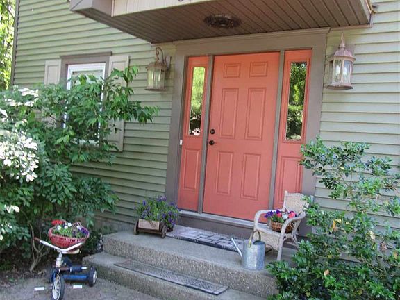 3rd image of 695 Saint Marks Ln