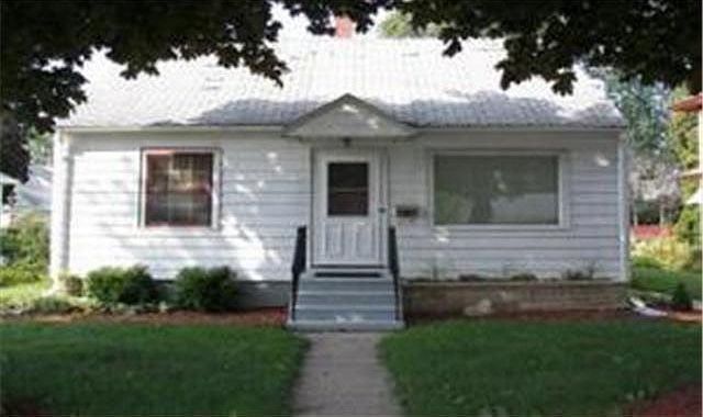 1st image of 1110 Gillmore Avenue