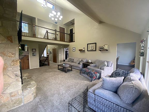 4th image of 112 Riverview Dr