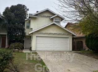 2806 W Mission Ct, Visalia, CA 93277