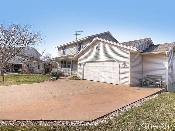 3rd image of 3084 Summercrest Ct