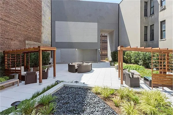 Rented by The Dermot Realty Management Company | media 79