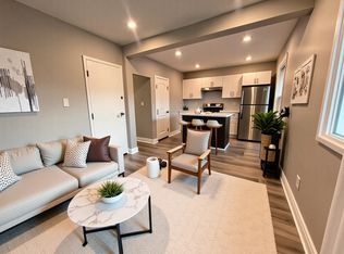 115 Spadina Ave #2, Hamilton, ON L8M 2X4