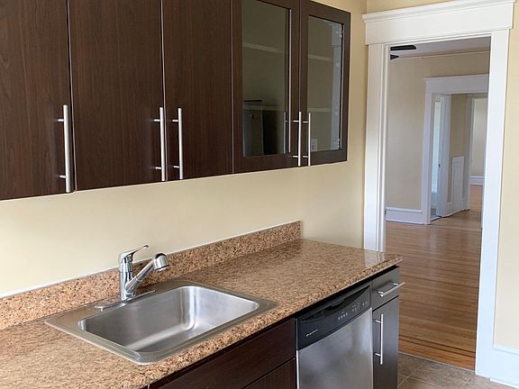 2nd image of 6600 Lincoln Dr APT B8