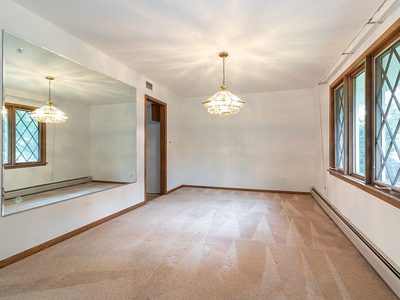 5th image of 10533 S Long Ave