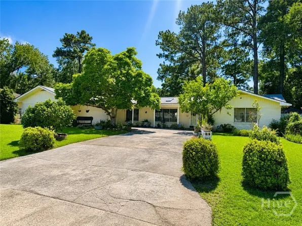 1005 Tara Avenue, Savannah, GA 31410