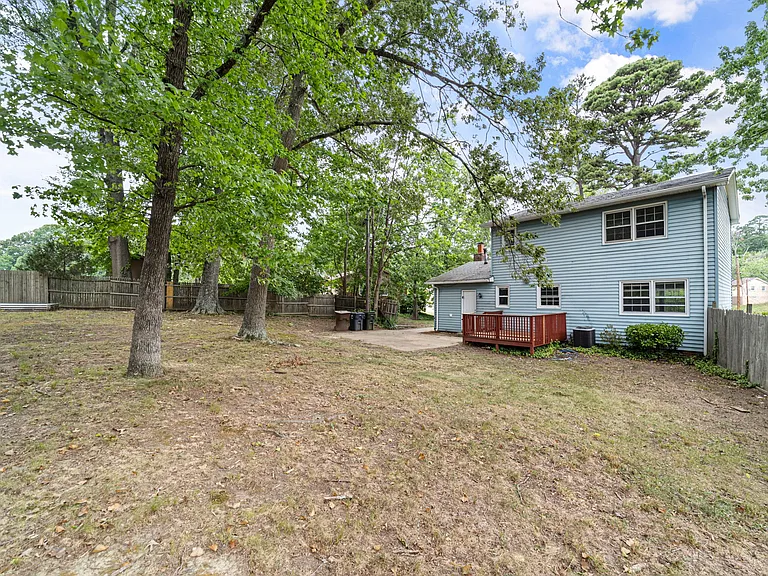 2103 Shane Dr — Photo 34
