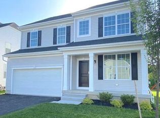18 Misty Meadow Ln, Hamilton, NJ 08619