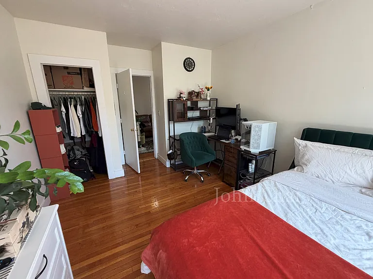 1634 Commonwealth Ave #10 — Photo 5