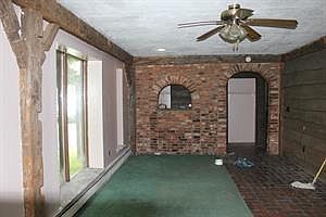 2nd image of 112 Parkhurst St