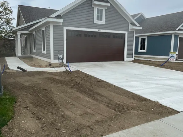 1038 Bellview Meadow Dr SW #70, Byron Center, MI 49315