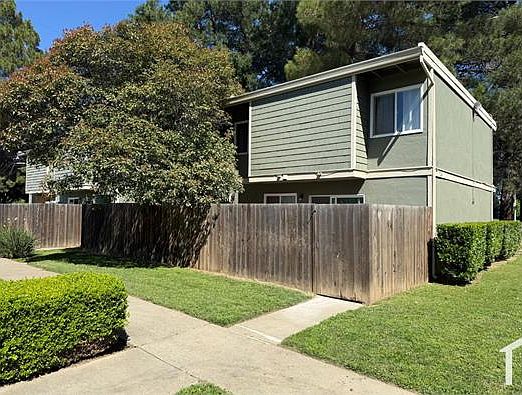 1st image of 724 Northfield Dr APT A