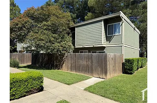 724 Northfield Dr #A Photo 1