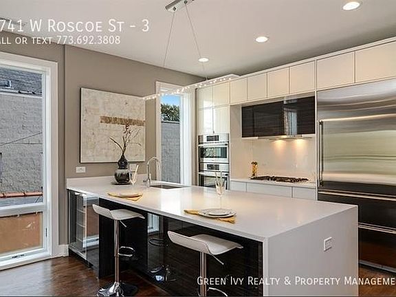 5th image of 1741 W Roscoe St #3