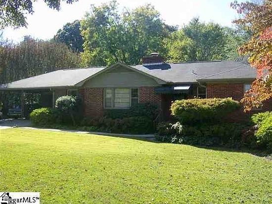 1st image of 15 Briarwood Blvd