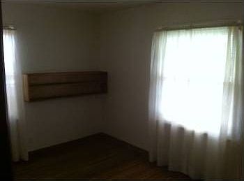 3rd image of 2737 N Sherman St
