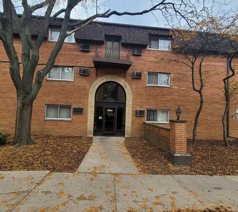 1st image of 18555 Hickory Ct APT 18