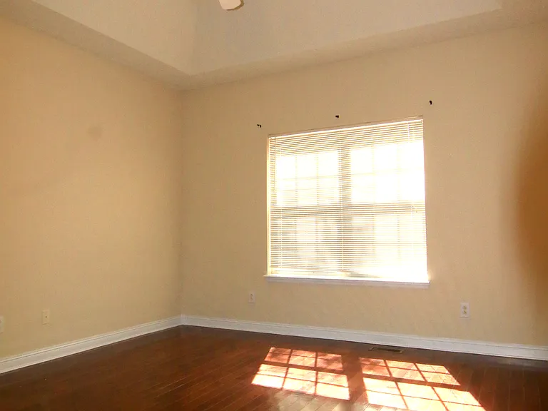 2123 Moonlite Ct — Photo 26