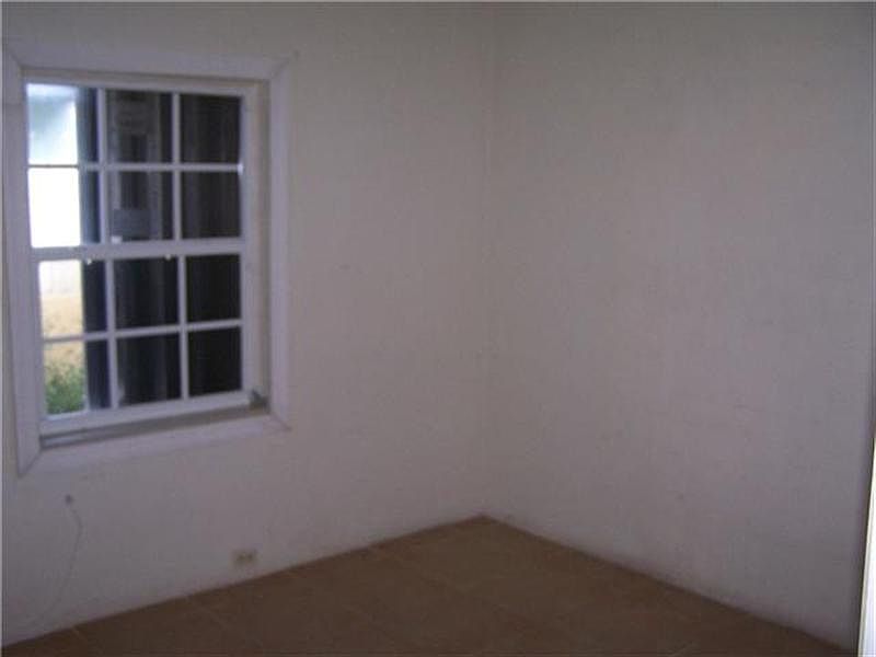 2nd image of 1740 NE 183rd St