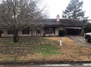 5069 Raintree Dr, Jackson, MS 39272