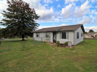 101 Park View Dr, Gore, OK 74435