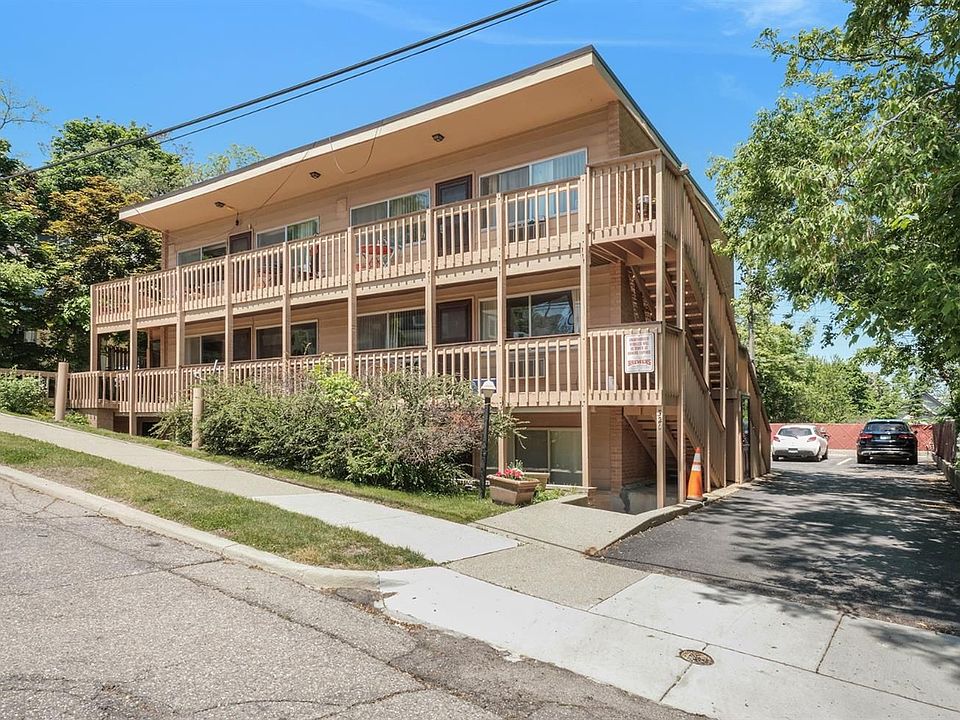 1st image of 320 Koch Ave