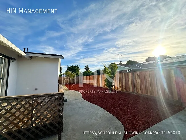 5881 Saint Matthew Dr #- — Photo 27