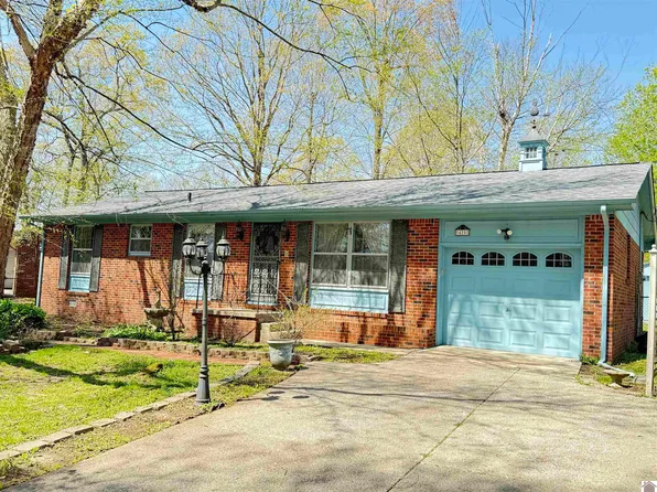 425 Oakland Cir, Paducah, KY 42003