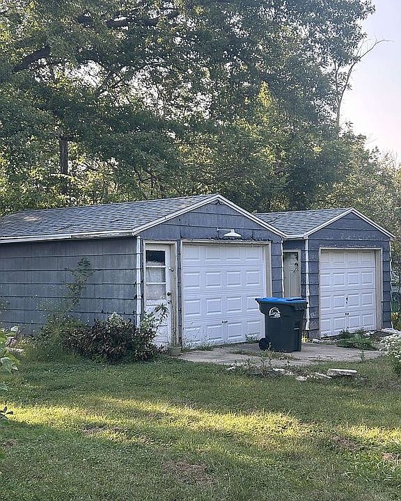 2nd image of 1448 17th St SW