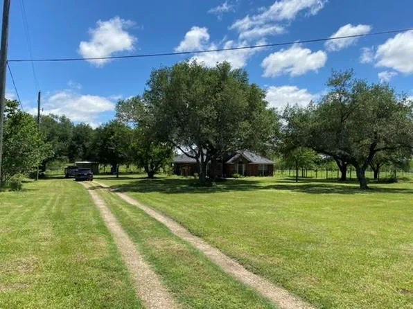 17330 Penick Rd, Waller, TX 77484