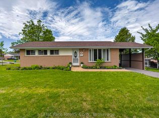 481 Barker Ave, Peterborough, ON K9J 1E2