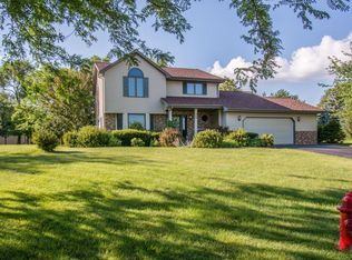 402 Davis Ct, Elkhorn, WI 53121