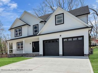 1212 Windlass Dr, Manahawkin, NJ 08050