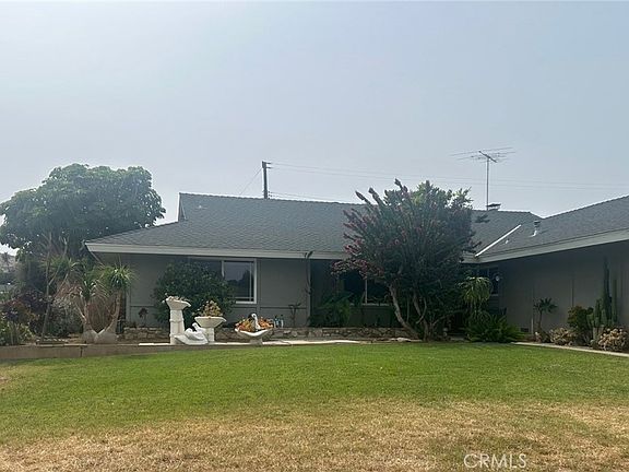 3rd image of 5210 Dresden Pl