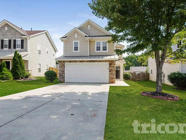 3228 Denali Ct — Photo 2