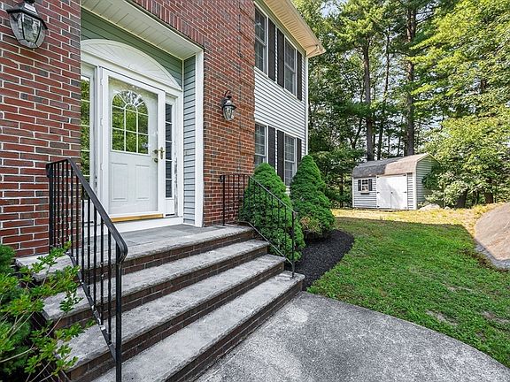 2nd image of 333 Chestnut St