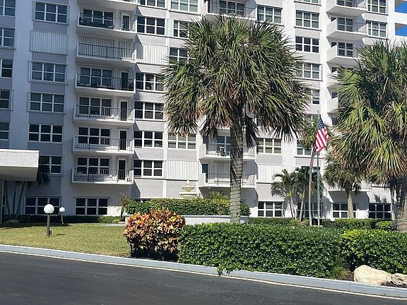 5th image of 405 N Ocean Boulevard #828