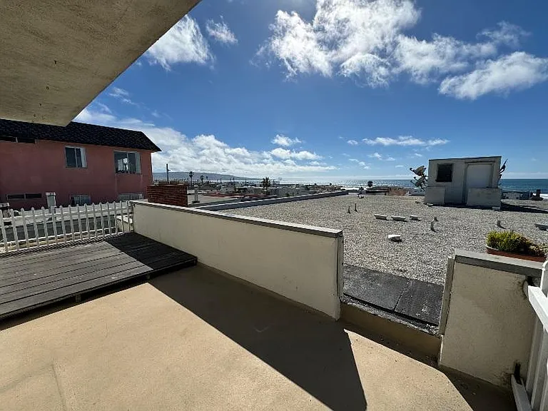 100 22nd St #9 — Photo 8