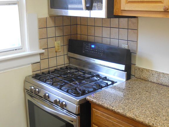 2nd image of 150 Byers Ave