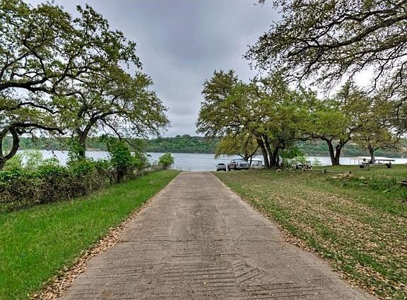 4th image of 1118 Lake Shore Dr