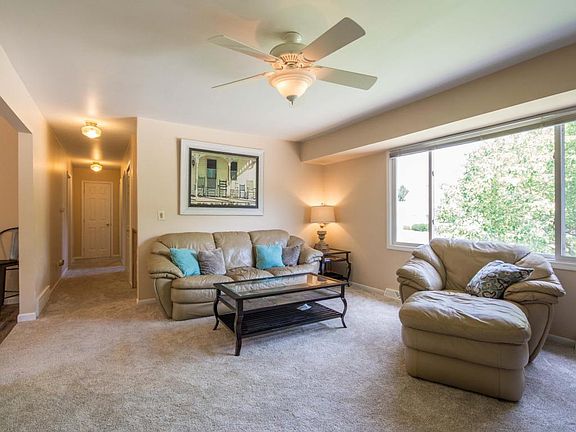 5th image of 3104 Gold Dust St NE