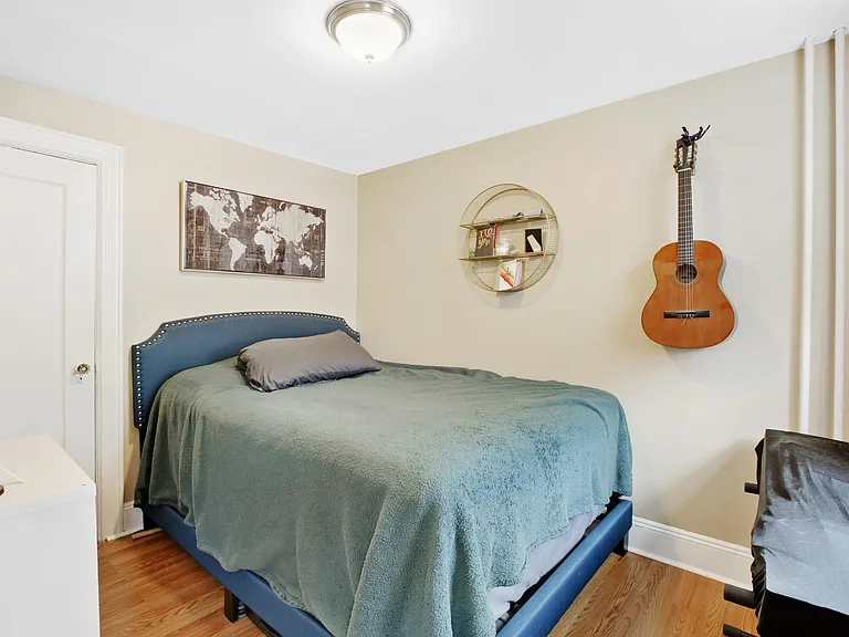 342 2nd St #3 — Photo 6