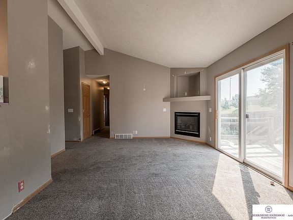 5th image of 17017 Sprague St