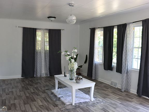 2nd image of 2458 Tredway Dr