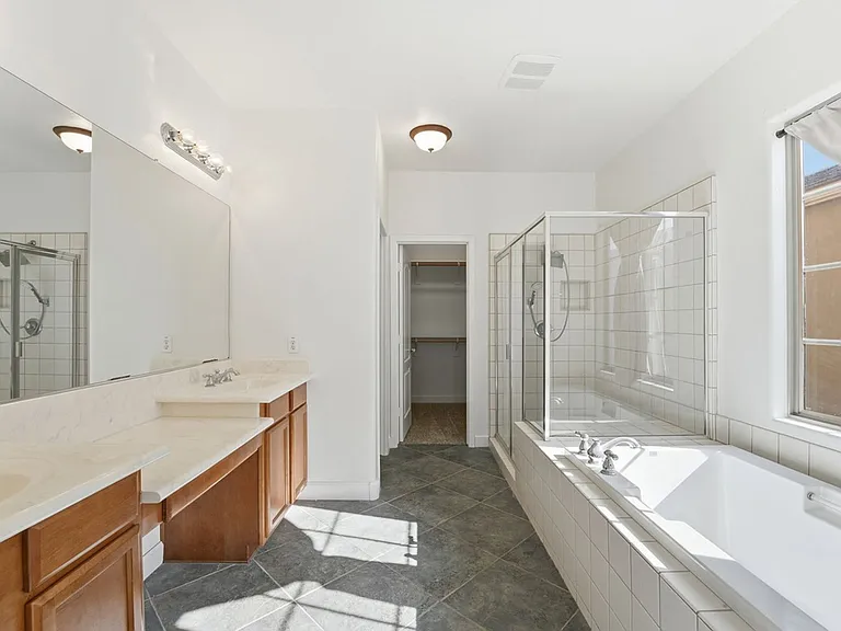 15391 W Dreyfus St — Photo 37