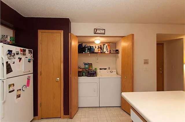 2 bed, 971 sqft, $1,250 — Photo 4