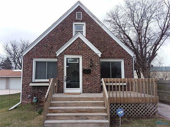 3rd image of 5214 Fortune Dr