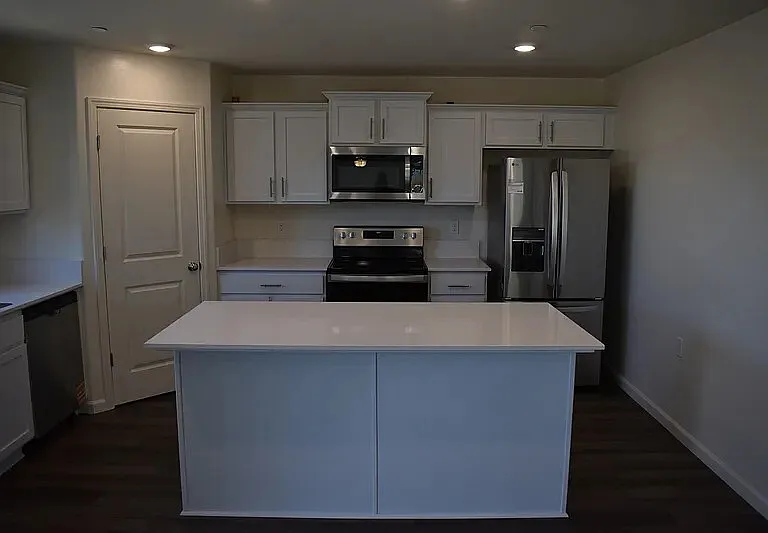 4049 Cinnabar Ave #2 — Photo 17