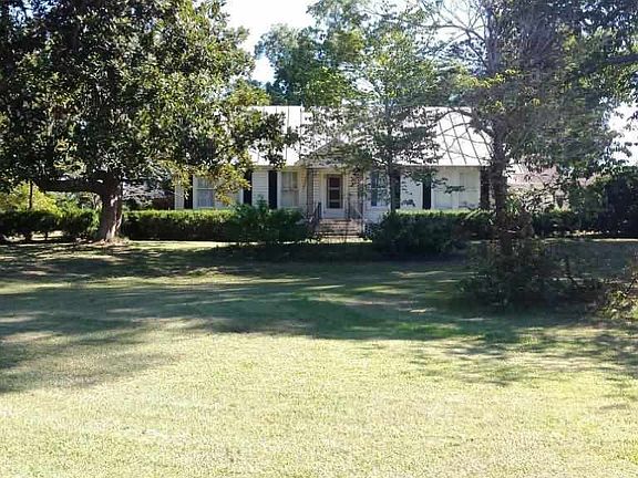 2nd image of 993 Abbeville Hwy