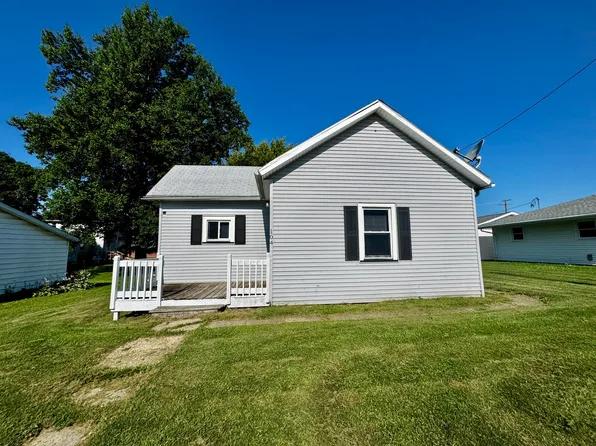 104 N Memorial St, Ohio, IL 61349